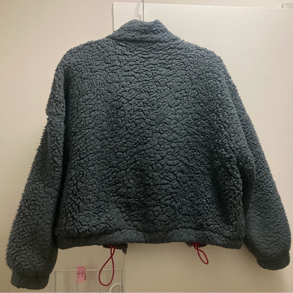 Urban Outfitters Fleece Jacket - Picture 2 of 4